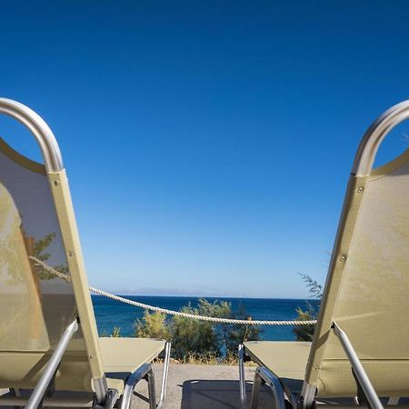 Seafront Studio With Direct Beach Access Koróni Eksteriør bilde