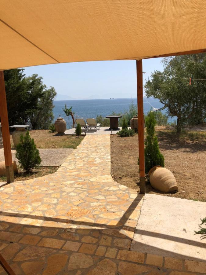 Seafront Studio With Direct Beach Access Koróni Eksteriør bilde