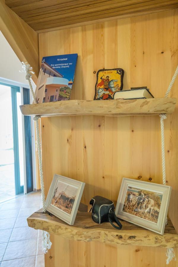 Seafront Studio With Direct Beach Access Koróni Eksteriør bilde